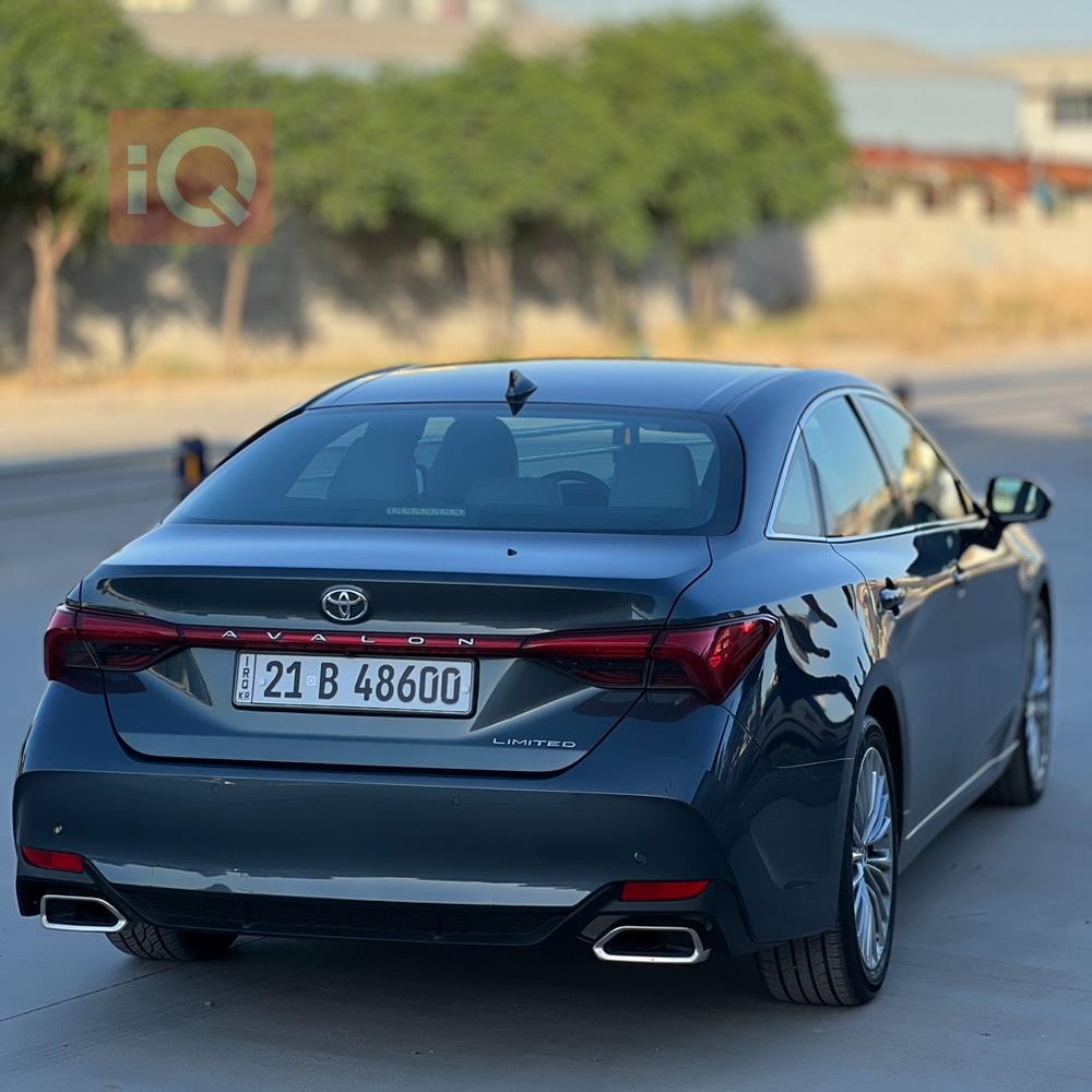 Toyota Avalon